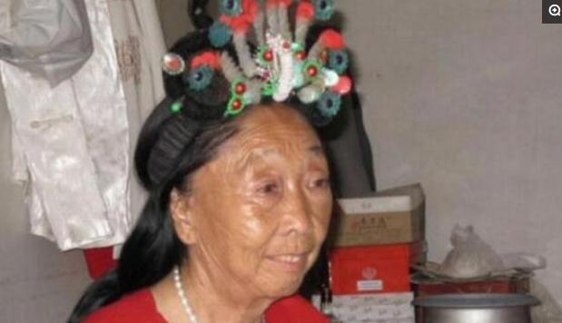 面部除皱专家，专业打造年轻容颜的艺术