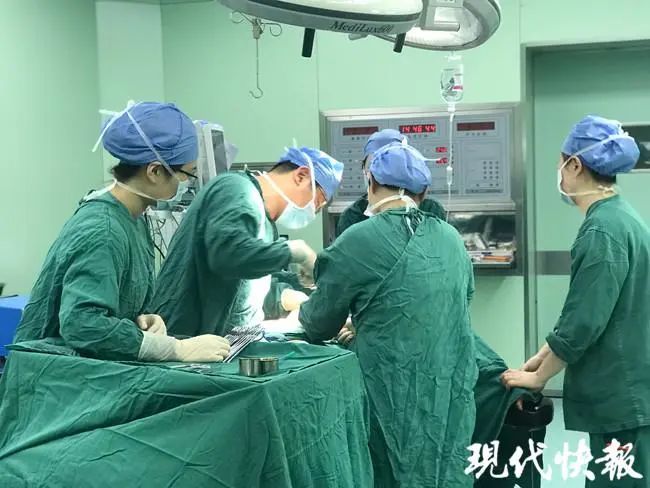 联系我们 第239页