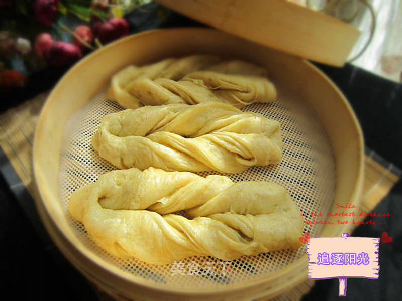 双色花卷做法，传统美食的新创意