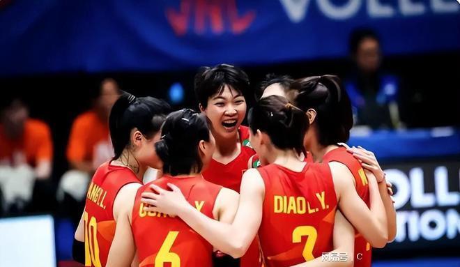 中国女排与巴西女排的巅峰对决，一场直播的热血记忆
